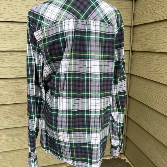 J. CREW women’s size 12 T, button-down flannel shirt with chest pockets - Picture 3 of 6